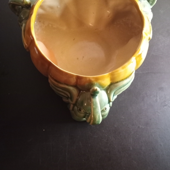 VTG Majolica Green Glazed Baby Elephant 3"x7" Planter. - Picture 6 of 7